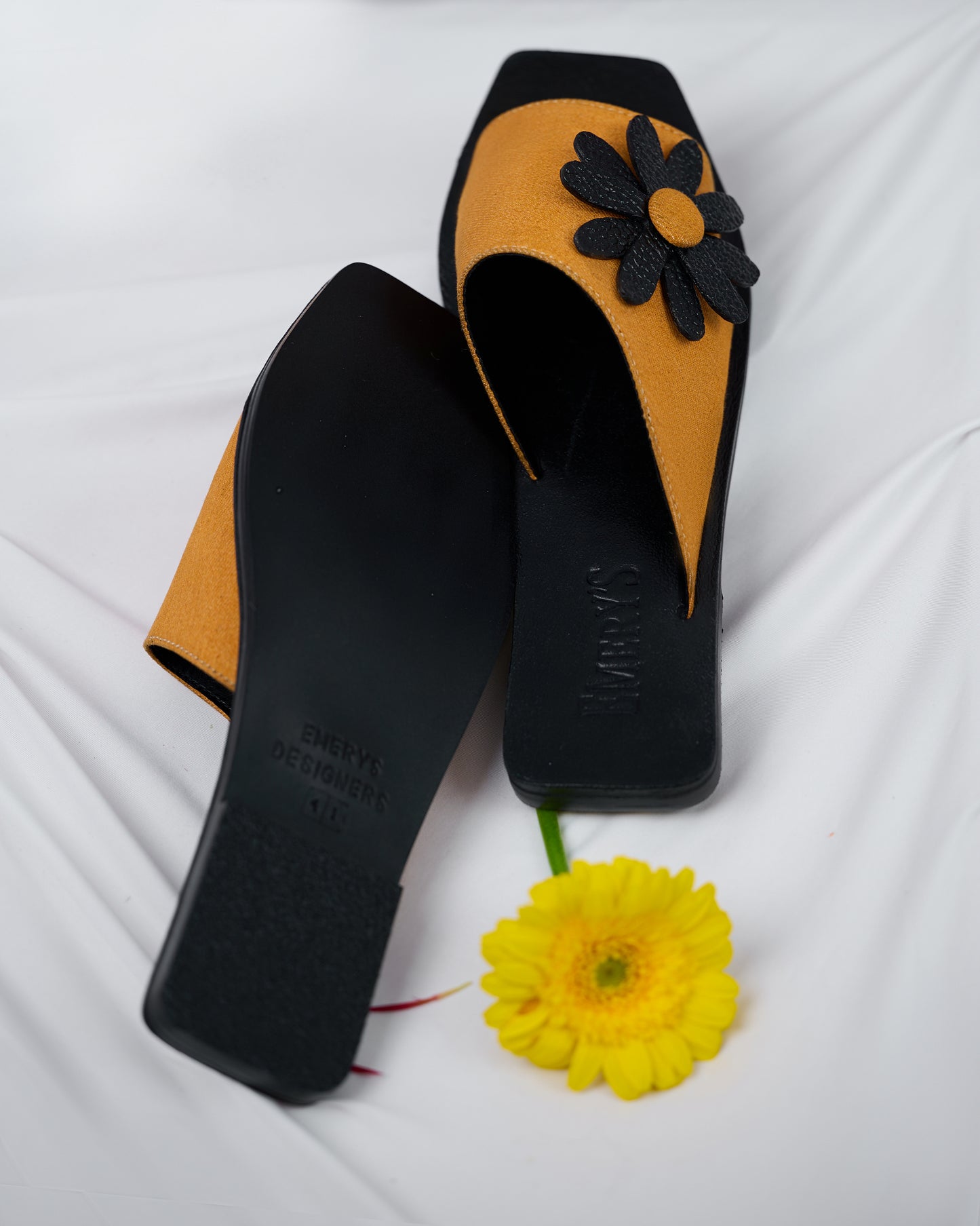 Emery's Daisy Slipper