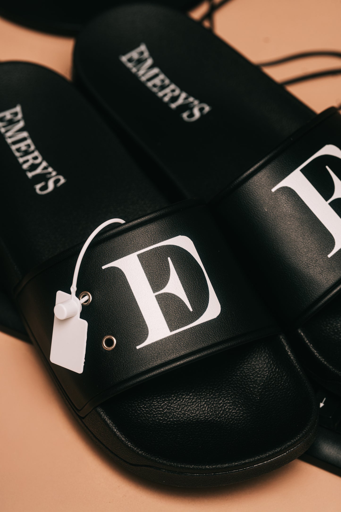 Emerys Reimagined Slide (Black)
