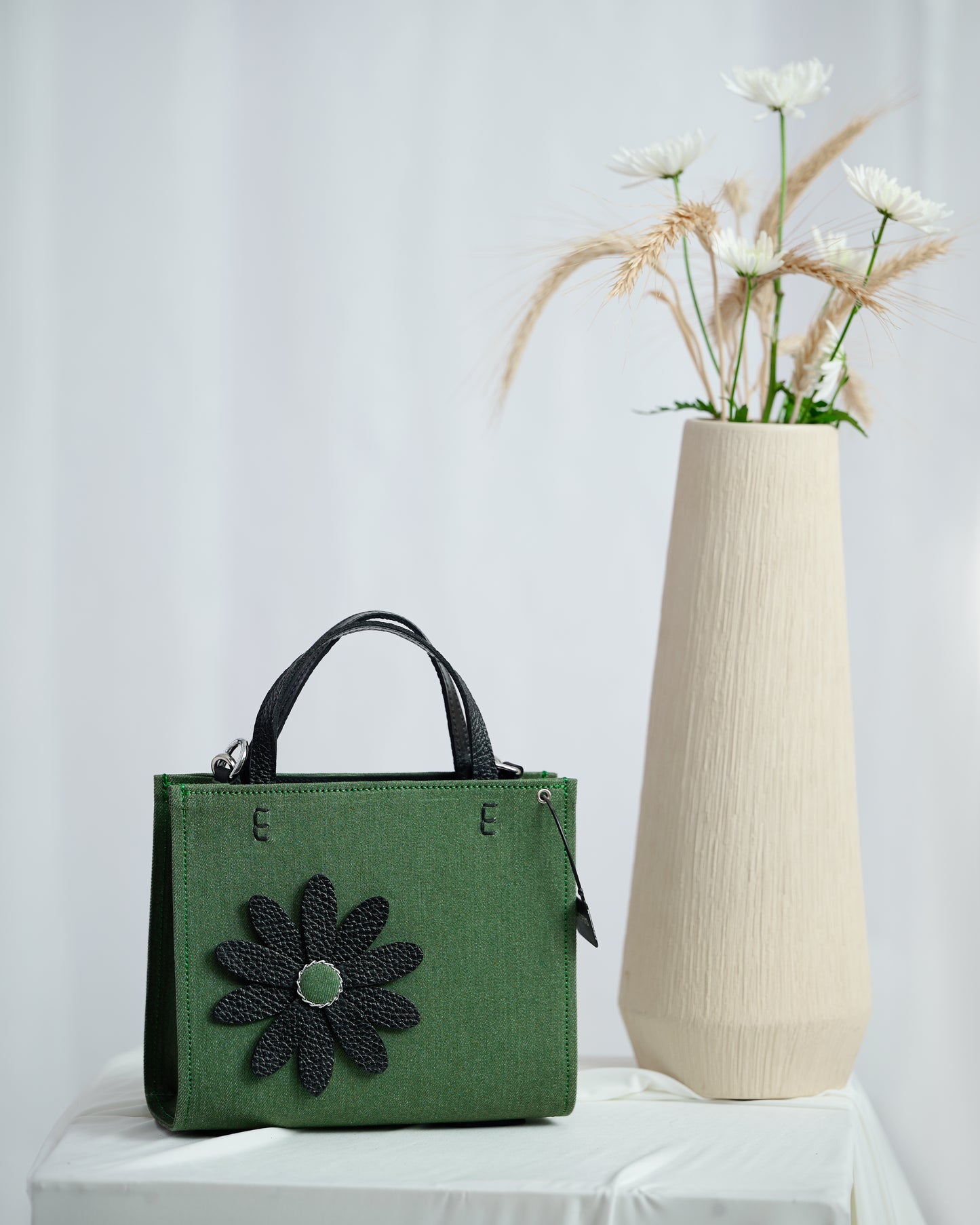 Emery's Daisy Bag