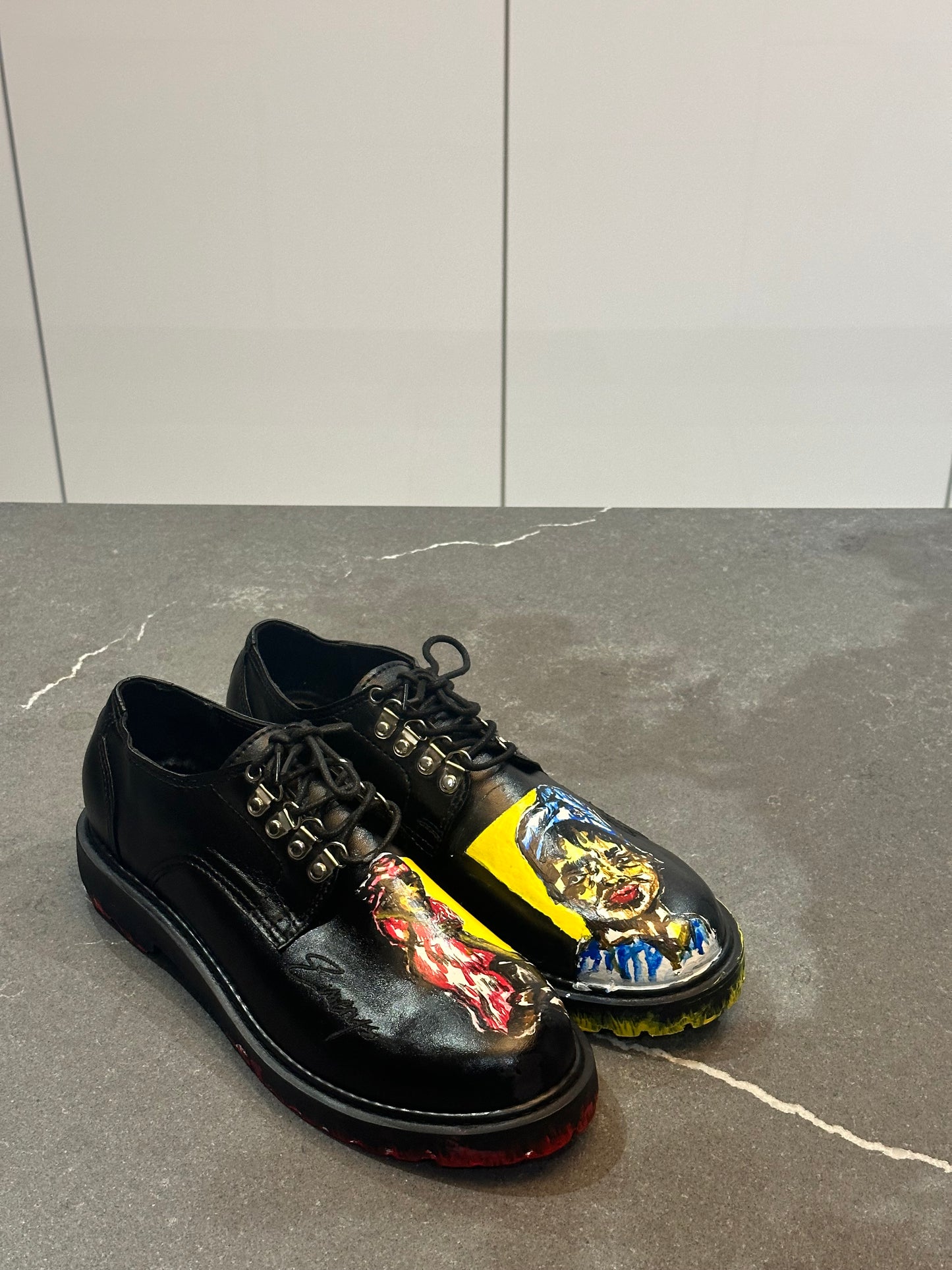 Homage Shoe